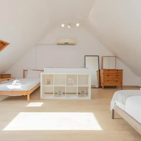 Quiet And Sunny Place By Lovelystay * Lisboa